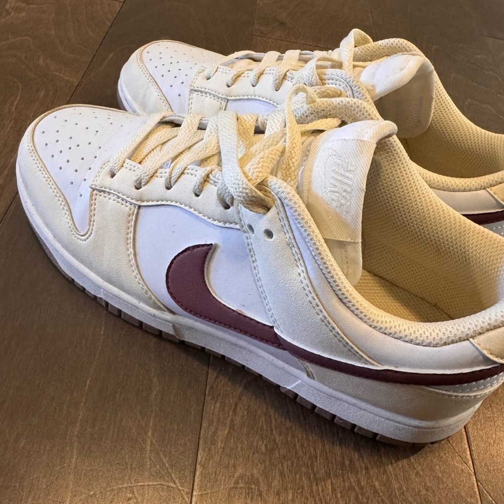 Women’s Nike Dunk Low Sneakers